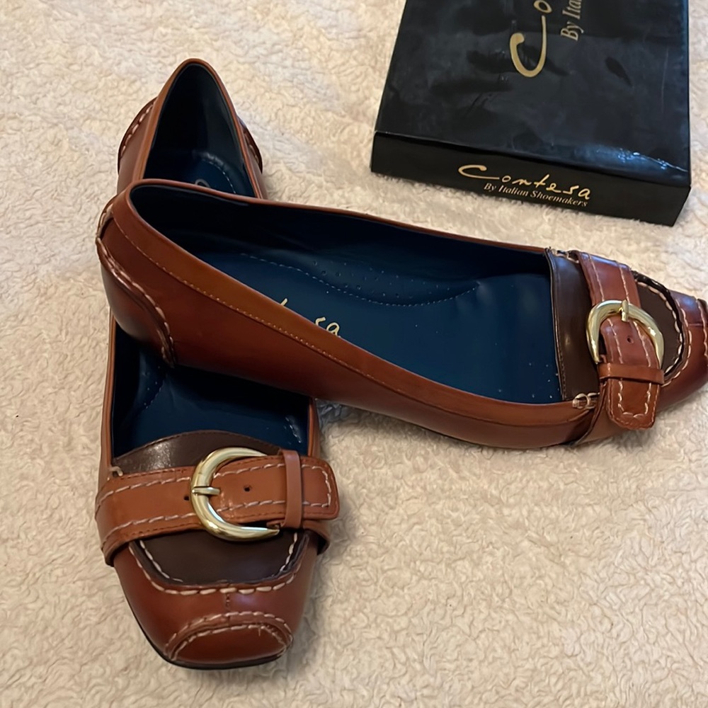 Contessa leather slip-on with buckle